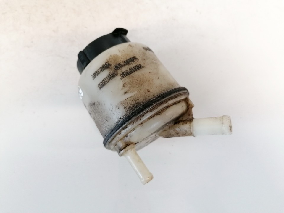 PA6GF30 Nissan X-Trail 2005 Power Steering Pump Oil Reservoir Tank