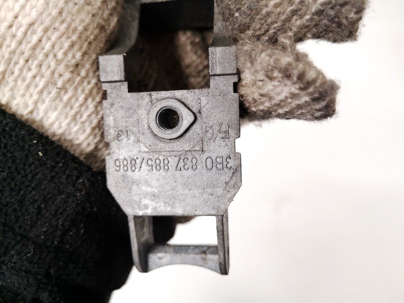 3B0837885 Skoda Superb 2006 Door Handle Exterior - FRONT RIGHT - Thumbnail 2