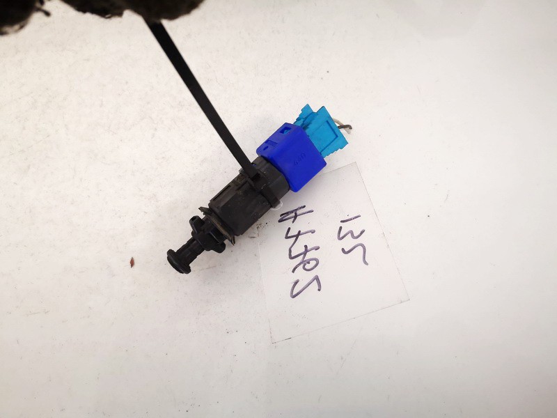 110895 Renault Laguna 2001 Stabdziu zibintu daviklis (rele-varlyte) - Thumbnail 3