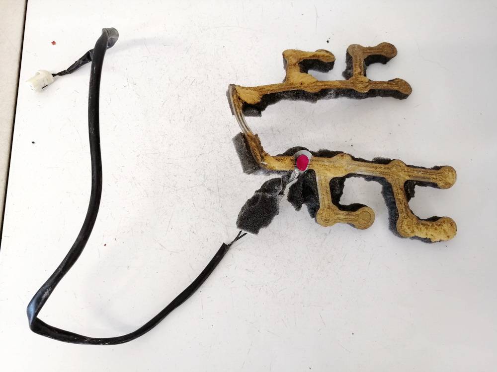 Lexus RX - CLASS 2000 Sedynes sildymo elementas - Thumbnail 2