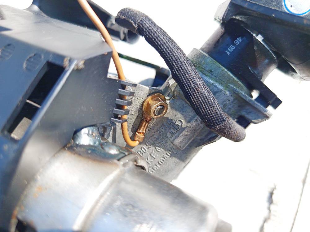 4B0905851C Volkswagen Golf 2000 Ignition Barrels (Ignition Switch) - Thumbnail 3