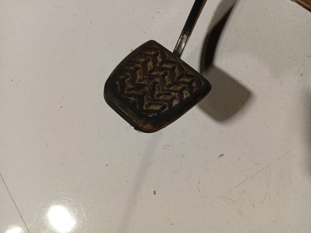 Toyota Yaris 2004 Pedal work, Brake pedal, Pedal bracket, Clutch pedal - Thumbnail 2