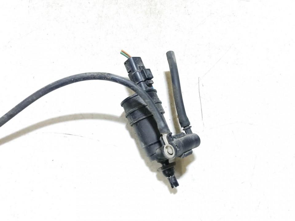 Renault Scenic 2001 Windshield Windscreen Washer Pump