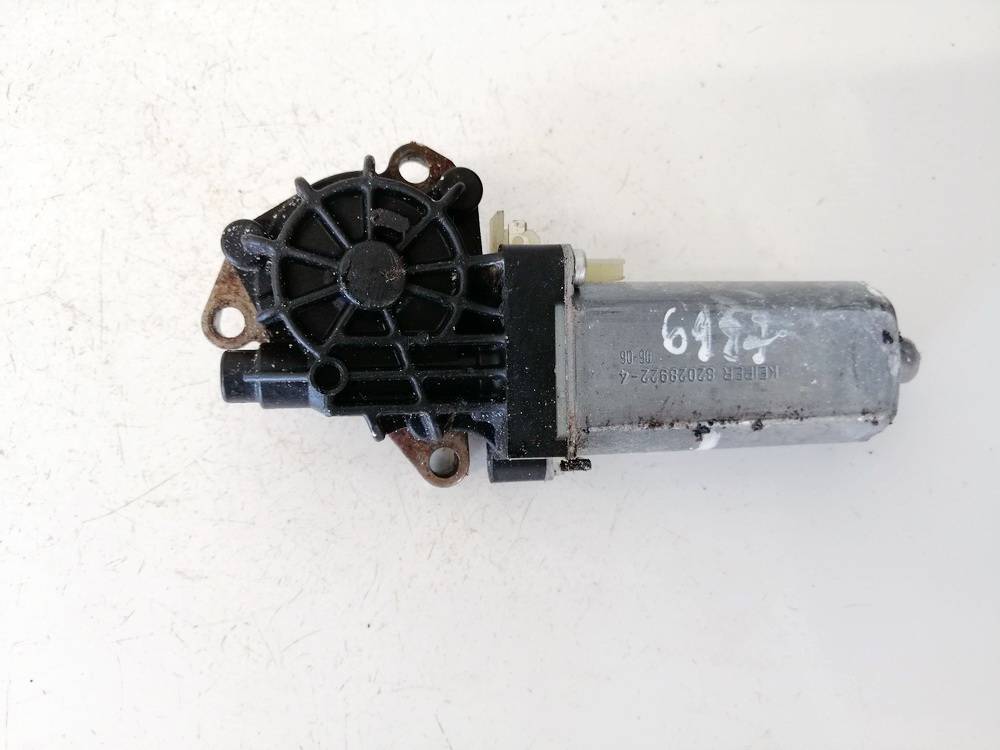 0390203001 Mercedes-Benz R-CLASS 2007 Motor de ajuste del asiento - DELANTERO IZQUIERDO