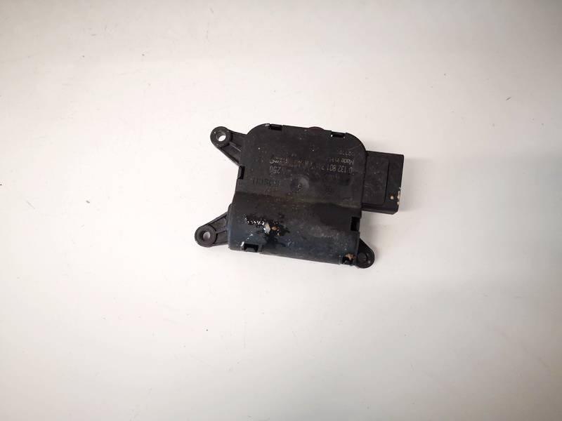 1K2907511E Volkswagen Passat 2006 Heater Vent Flap Control Actuator Motor