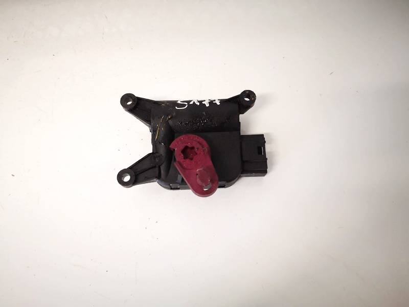 1K2907511E Volkswagen Passat 2006 Heater Vent Flap Control Actuator Motor - Thumbnail 2