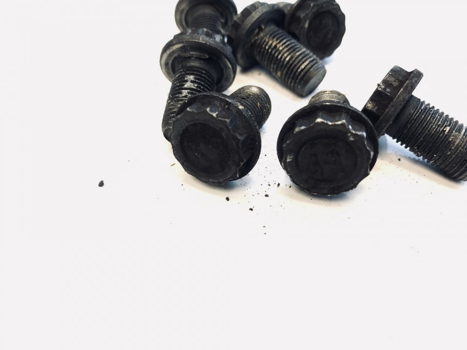 Kia Sorento 2004 Laukkukelan ruuvi - Thumbnail 2