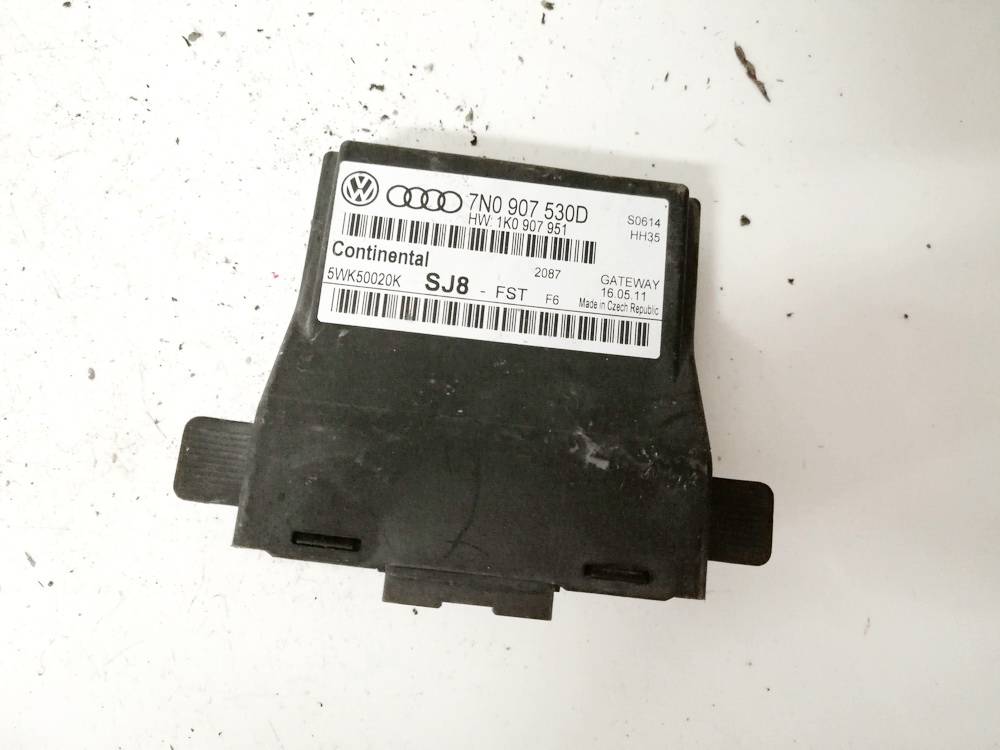 7N0907530D Volkswagen Golf 2010 Other computers