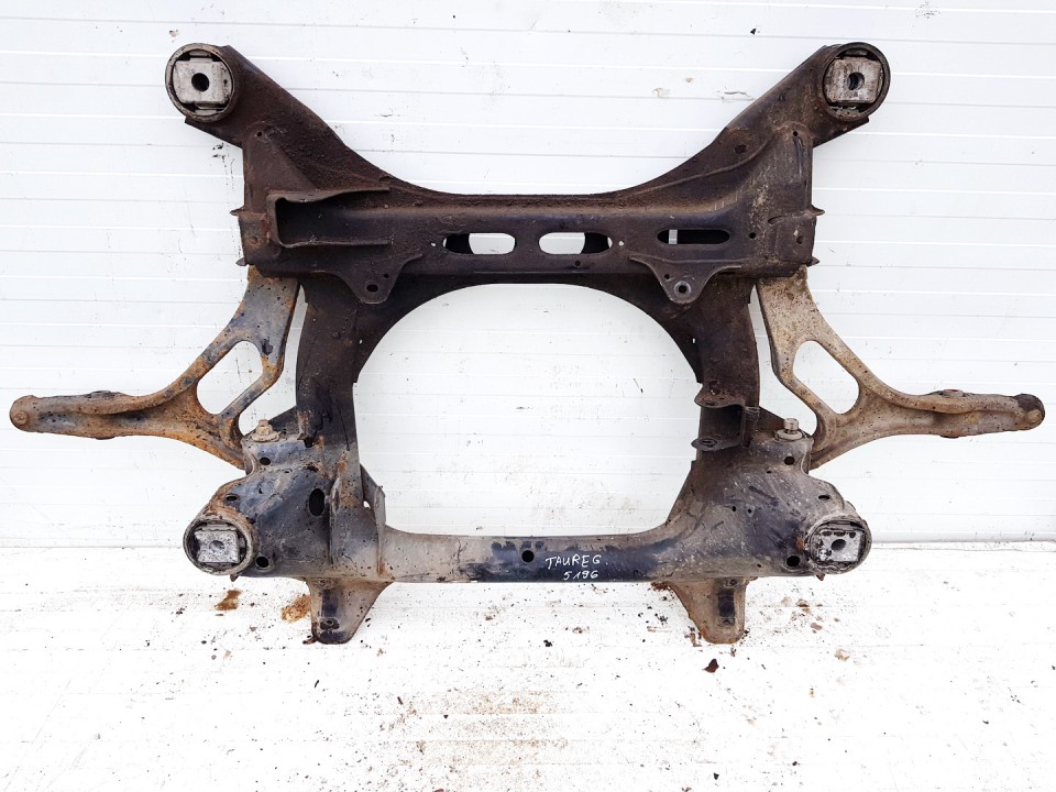 Volkswagen Touareg 2005 Etuapurunko - EDESSÄ