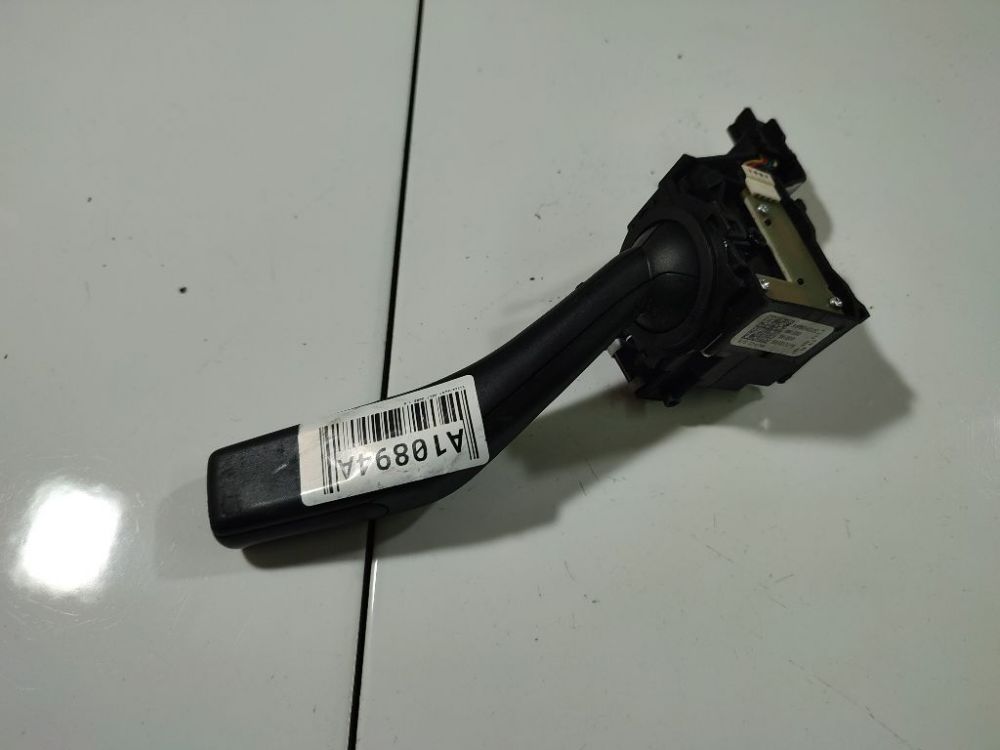 ANP80H012C Volkswagen Golf 2008 Posukiu ir sviesu rankenele