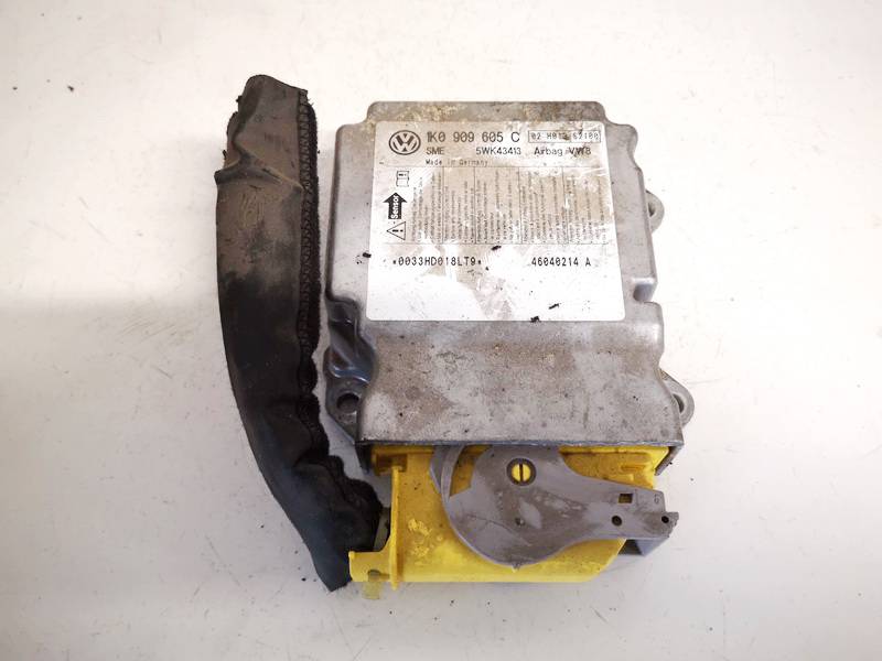 1K0909605C Volkswagen Golf 2004 Airbag crash sensors module