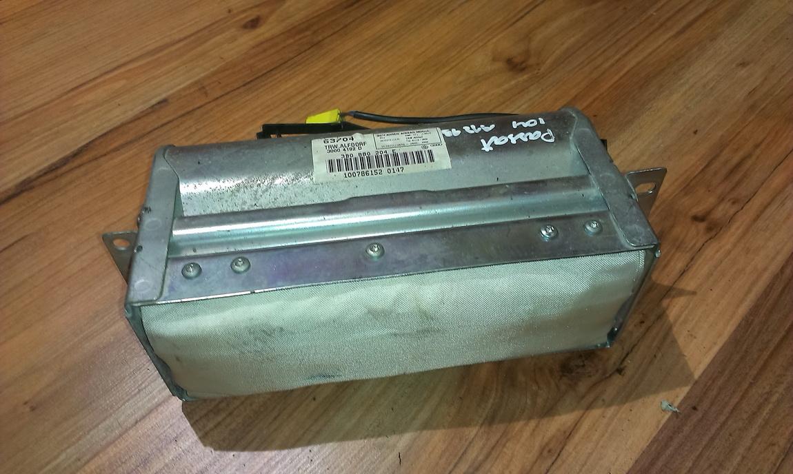 1007861520147 Volkswagen Passat 2004 Derrière Dash SRS Côté Passager