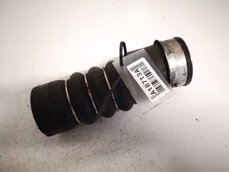 Skoda Superb 2009 TURBO INTERCOOLER PIPE HOSE