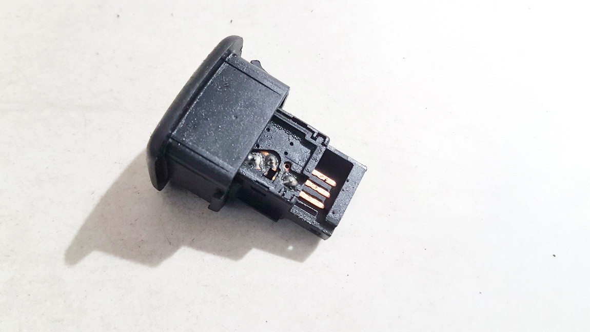 12787917 used Rear Tailgate Boot Opening Switch and Handle SAAB 93