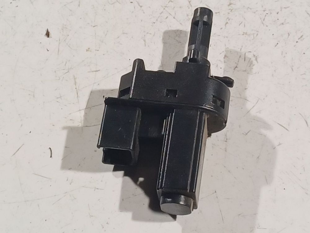 4M5T7C534AA Ford Mondeo 2007 Czujnik świateł hamulca (przekaźnik-klakson) - Thumbnail 2