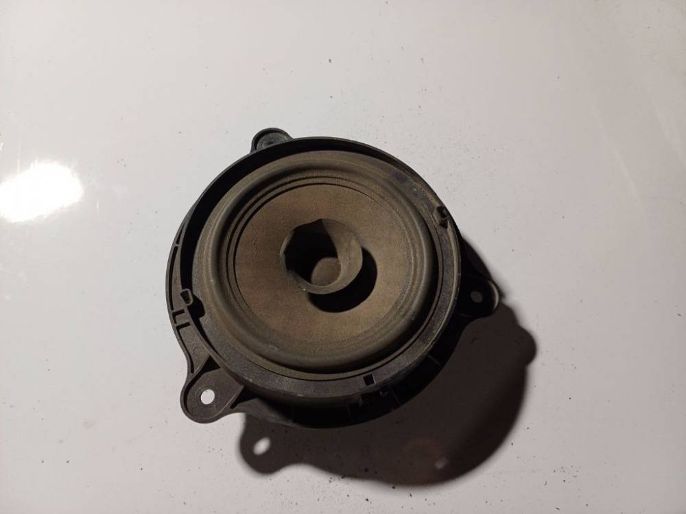 7605000454 Nissan Note 2006 Speaker (audio)