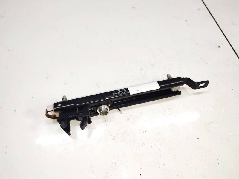 13166032 Opel Astra 2006 Seat belt adjustment rail - FRONT RIGHT