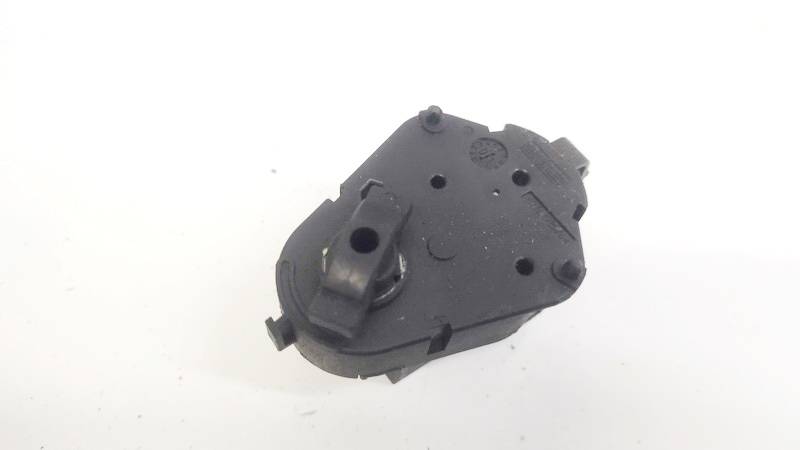 BMW X5 2001 Servomotor-MOTOR APERTURA TRAMPILLAS CLIMATIZADOR - Thumbnail 2