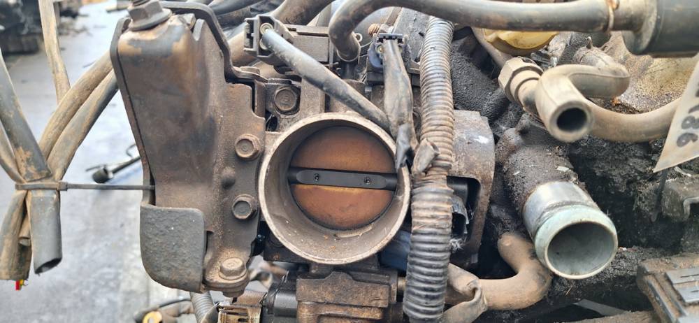 Honda CR-V 2002 Zawór przepustnicy