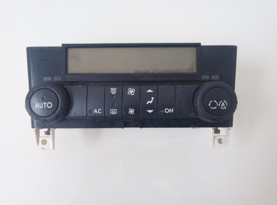 8200575240 Renault Vel Satis 2003 Climate Control Panel (heater control switches)