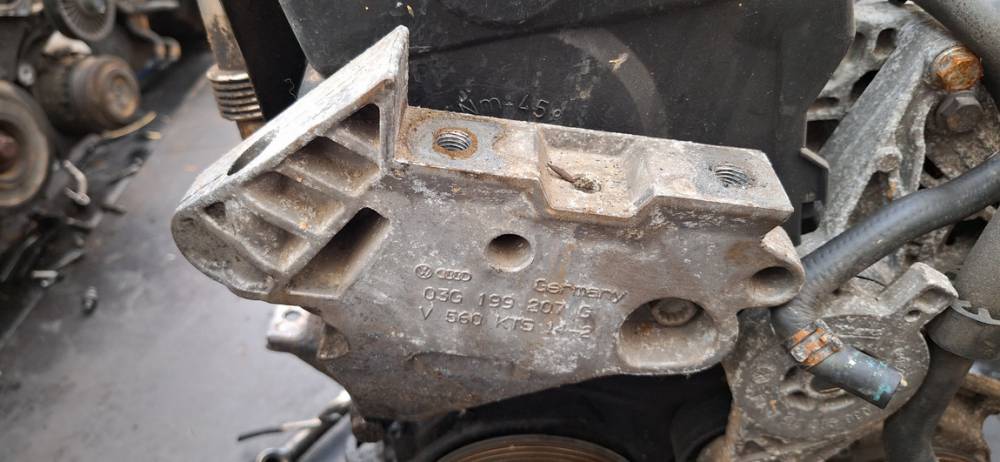 03G199207G Volkswagen Passat 2007 Wspornik silnika