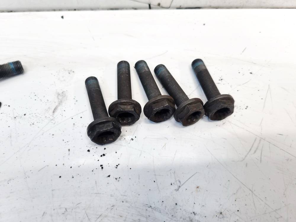 Skoda Superb 2004 Flywheel Bolt Screw - Thumbnail 3