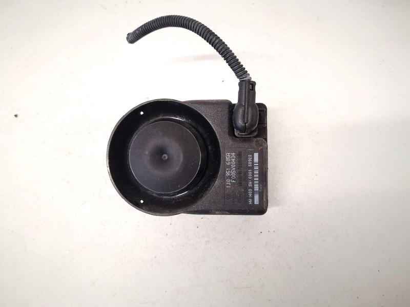 1J0951605A Porsche Cayenne 2006 Alarm Siren Module (Alarm System-Horn )