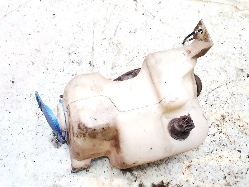 1J0955453N Seat Toledo 2002 Windshield Washer Reservoir tank (WASHER BOTTLE)