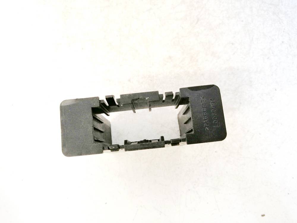L0080094 Jeep Grand Cherokee 2005 Interior trim - Thumbnail 3