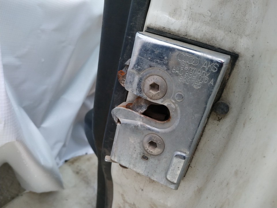 8A0839016A Audi 80 1992 Door Lock Mechanism - REAR RIGHT