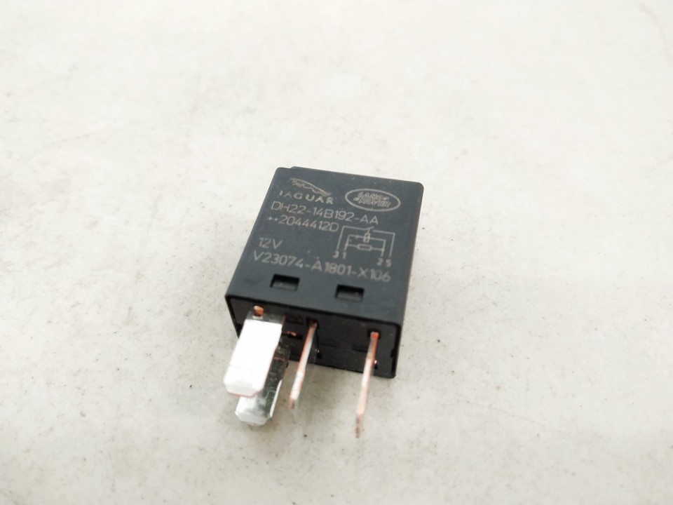 DH2214B192AA Jaguar I-Pace 2021 Relay module - Thumbnail 2
