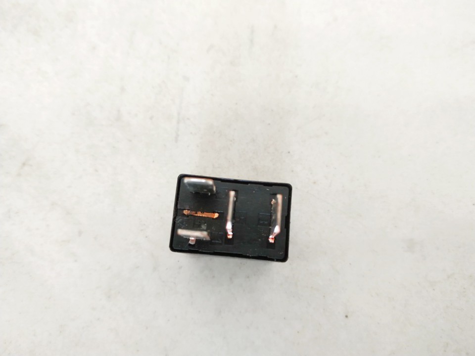 DH2214B192AA Jaguar I-Pace 2021 Relay module - Thumbnail 4