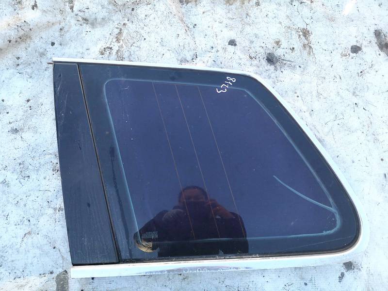 AS2 Volkswagen Touareg 2004 Takasivuikkuna - TAKANA VASEMMALLA