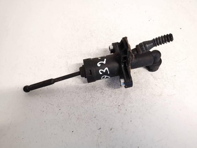 6R0721388 Skoda Fabia 2012 Master clutch cylinder
