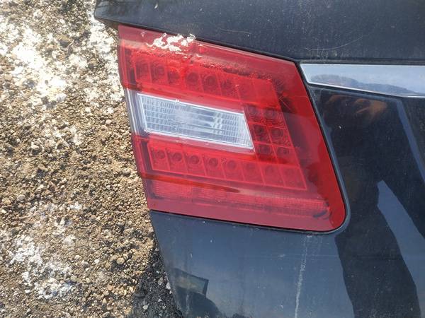 Mercedes-Benz E-CLASS 2010 Tail light inner - REAR LEFT