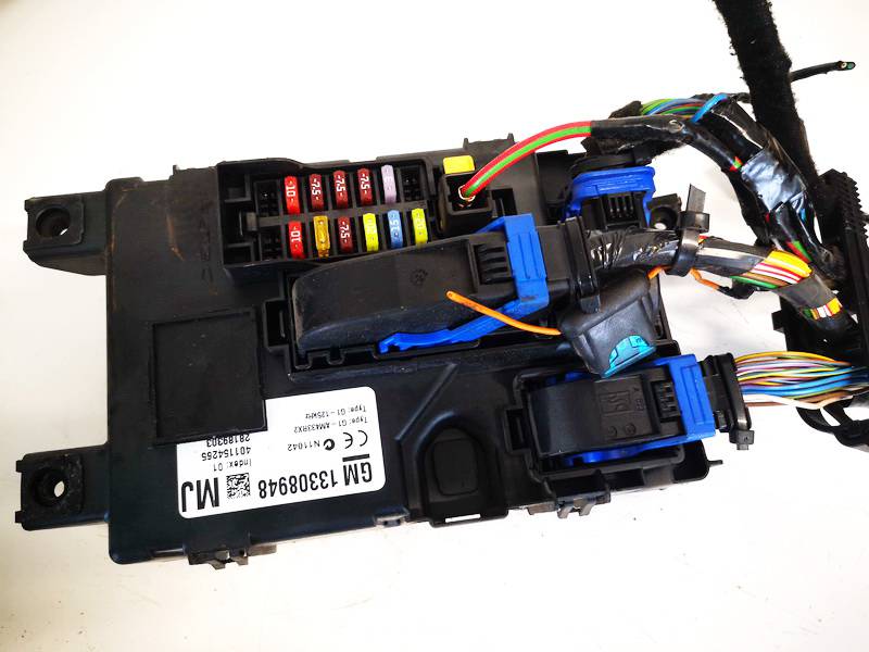 13308948 Opel Corsa 2009 Komforta bloks