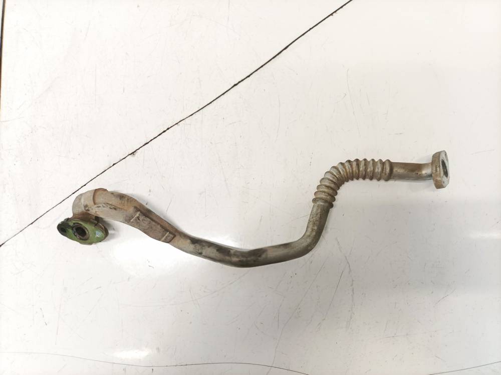 Toyota RAV-4 2011 Abgasrohr Abgasrückführung