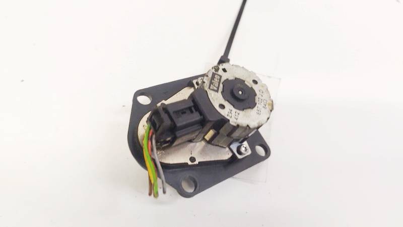 657102JD Peugeot 607 2004 Peciuko sklendes varikliukas