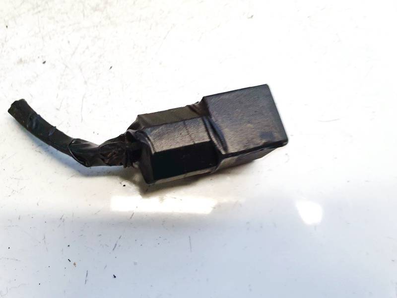 SCB1M1240 Mercedes-Benz C-CLASS 1994 Relay module