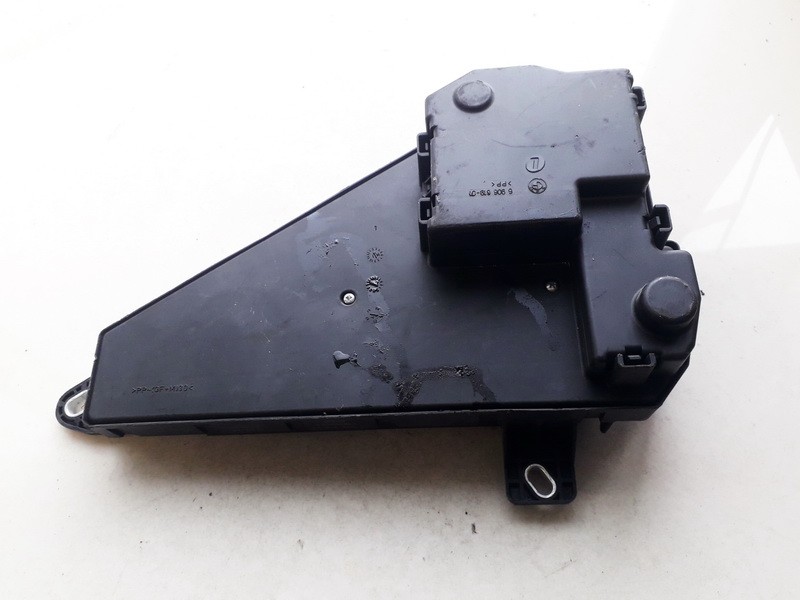 690661804 BMW 5-Series 2006 Fuse box - Thumbnail 2
