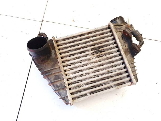 1J0145803A Audi A3 2000 Intercooler radiator - engine cooler fits charger