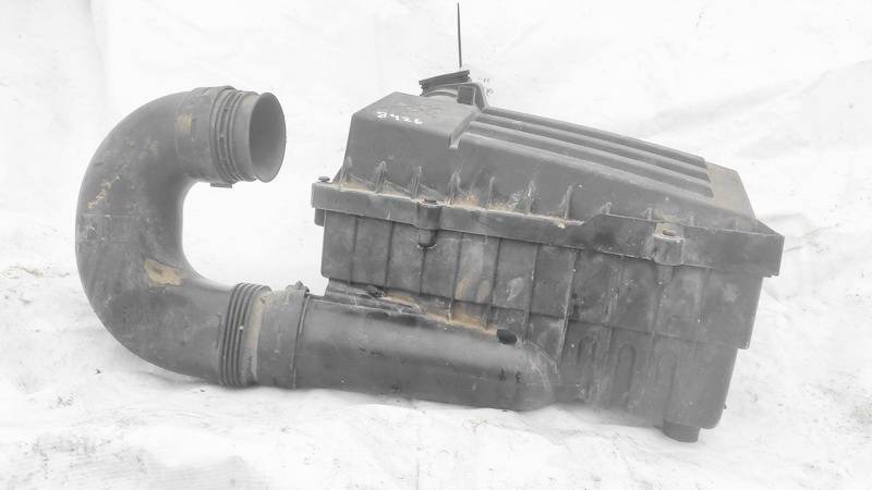 3C0129607AG Volkswagen Passat 2005 Air filter box