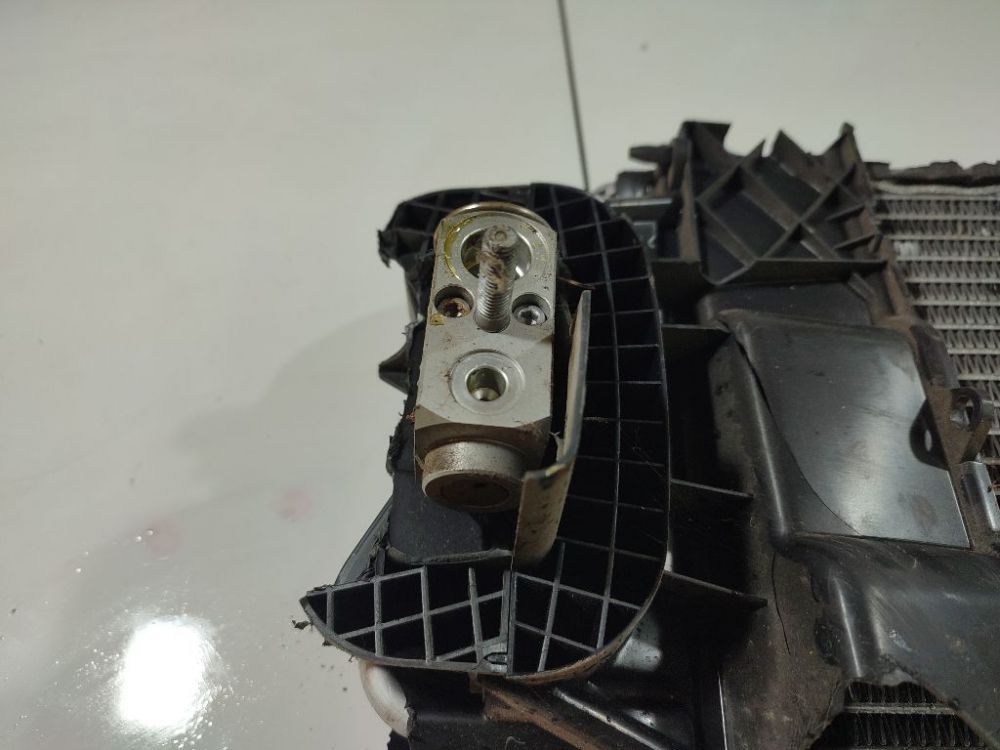 Chrysler Voyager 2005 Condenseur de climatisation - Thumbnail 2