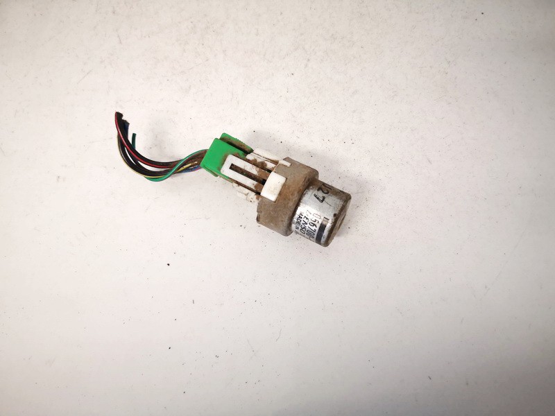 0567005260 Subaru Forester 2000 Relay module
