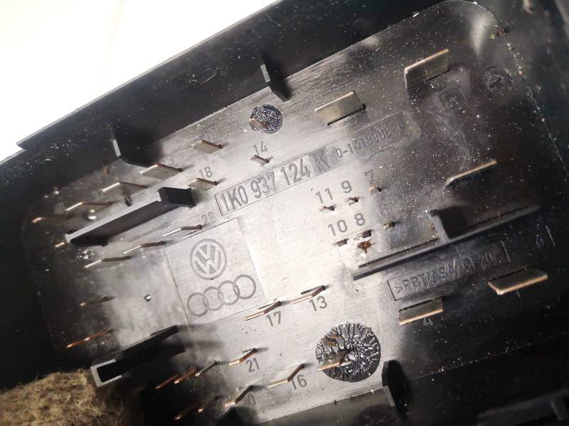 1K0937124K Seat Altea 2004 Fuse box - Thumbnail 3