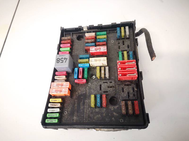 1K0937124K Seat Altea 2004 Fuse box
