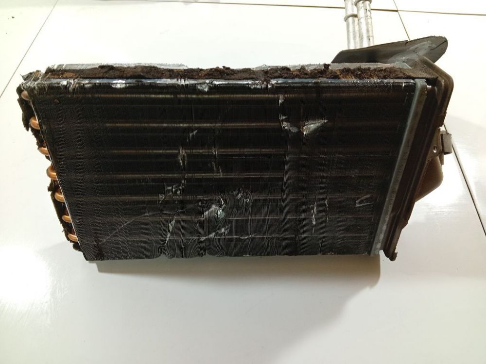 Chrysler Voyager 2005 Oro Kondicionieriaus radiatorius - Thumbnail 3