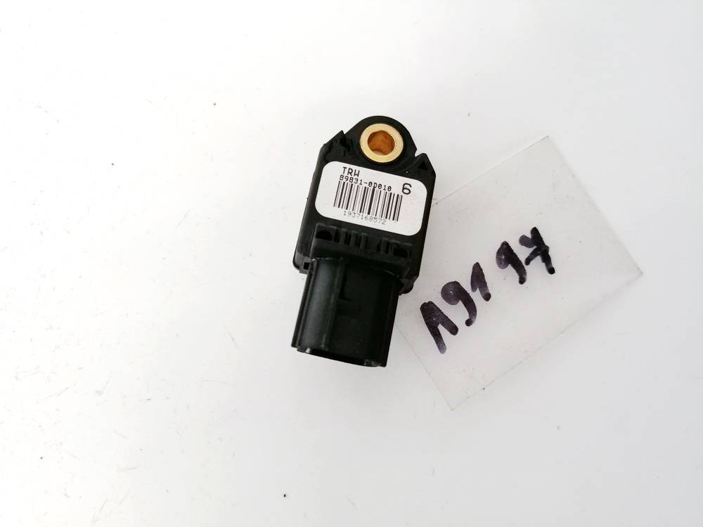 898310D010 Toyota Yaris 2007 Srs Airbag crash sensor