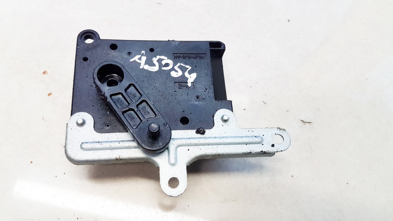 H400730530 USED Heater Vent Flap Control Actuator Motor Kia  