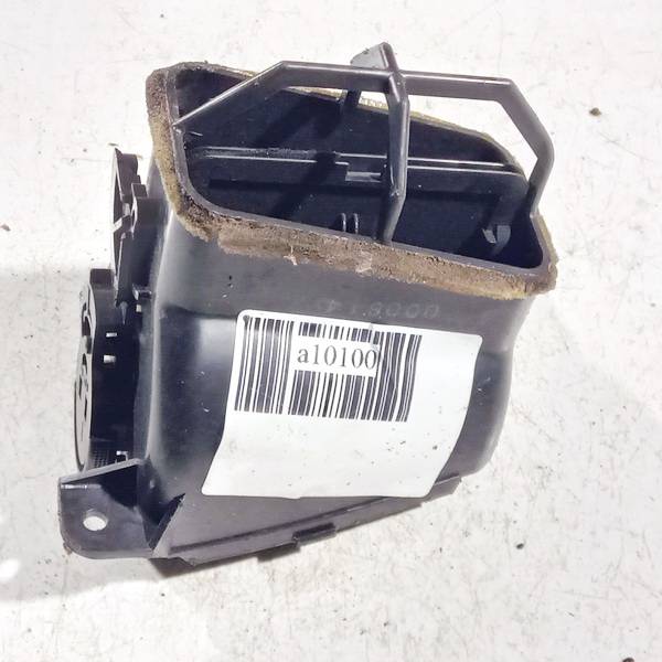 Mazda MPV 2001 Wloty powietrza do kabiny - Thumbnail 2